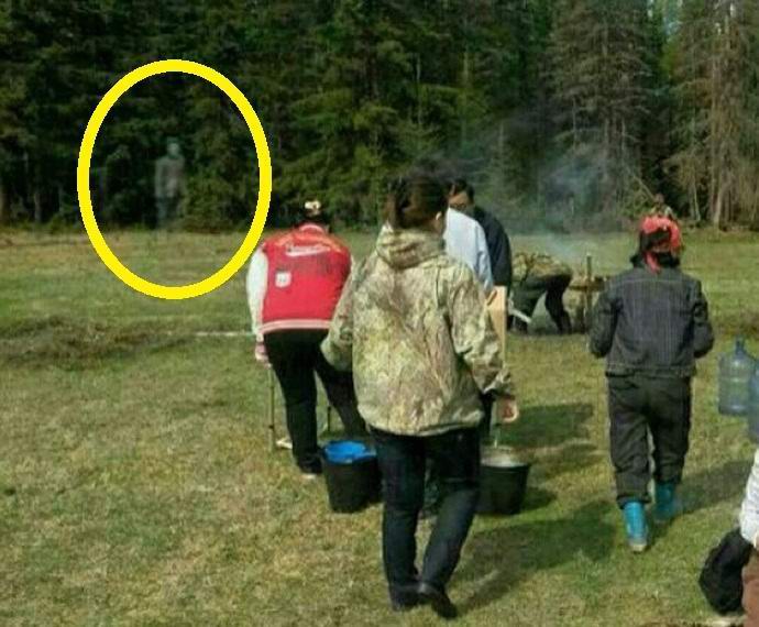 Un fantasma è stato fotografato nella foresta di Yakut