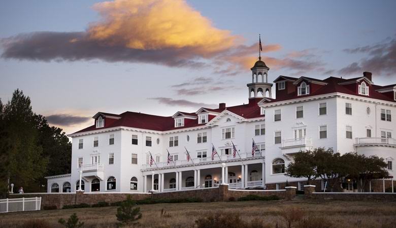 In un famoso hotel, un fantasma è stato fotografato accidentalmente