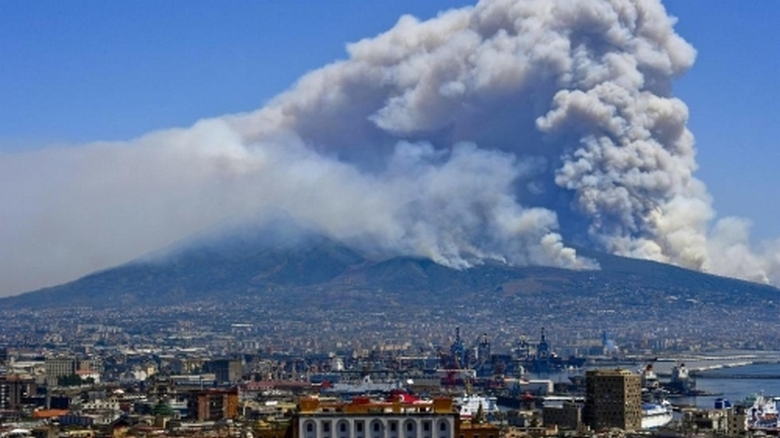 Il Vesuvio si sta preparando per una grande eruzione: perché preoccupa il popolo californiano?