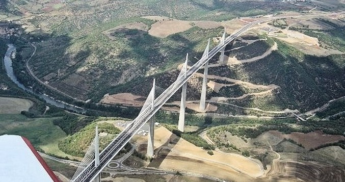 Viadotto di Millau: un miracolo dell'ingegneria
