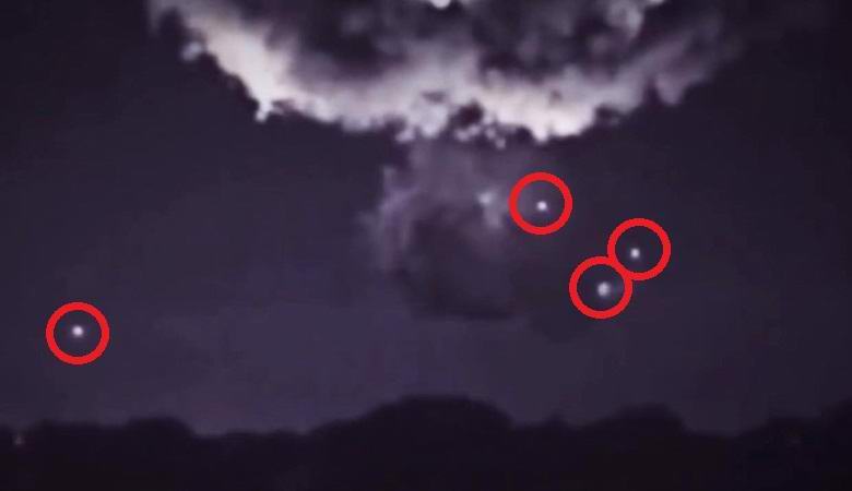 Durante una tempesta su Sydney, gli UFO hanno pompato energia da una nuvola temporalesca