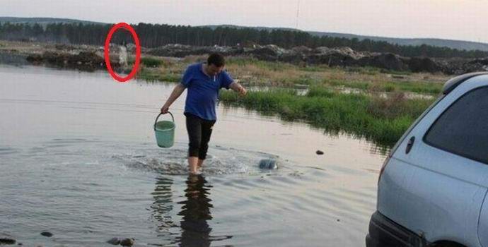 Vicino allo stagno di Yakut fotografato un fantasma