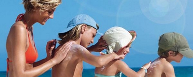 Prendere il sole improvvisamente è diventato doppiamente dannoso