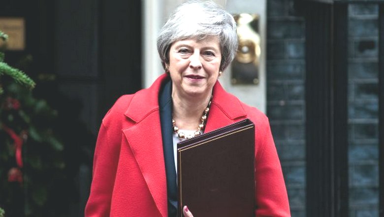 Una donna che assomiglia molto a Theresa May è diventata
