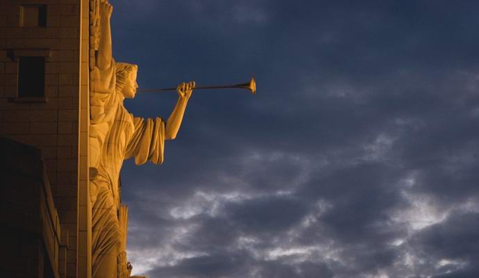 Orribili suoni di tromba sono stati ascoltati dal cielo in Inghilterra