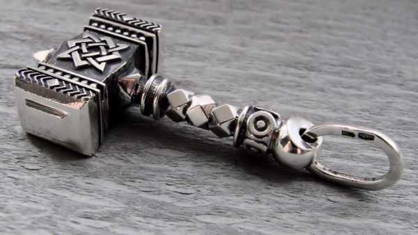 Martello protettore di svarog  